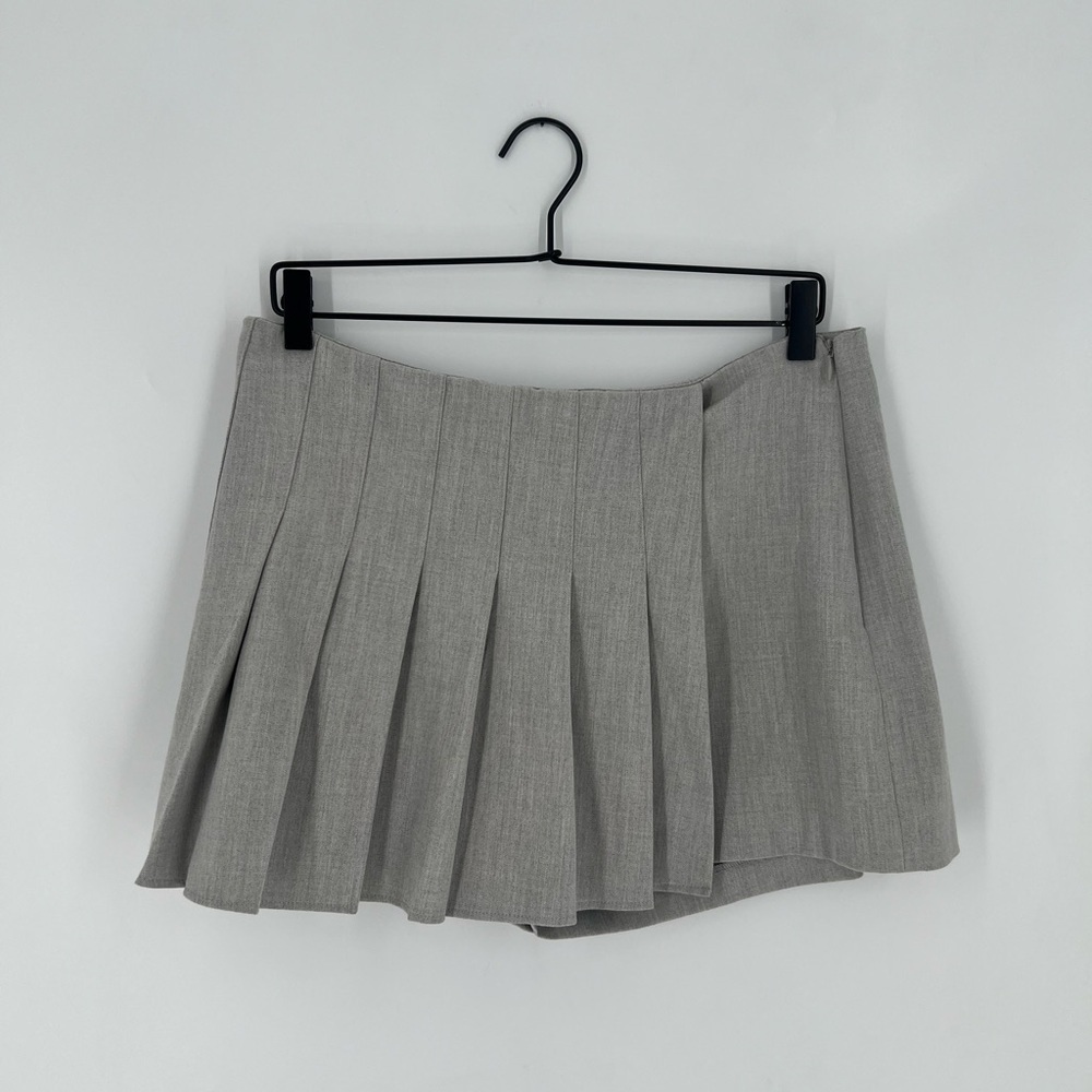 Pleated Gray Women's Skort